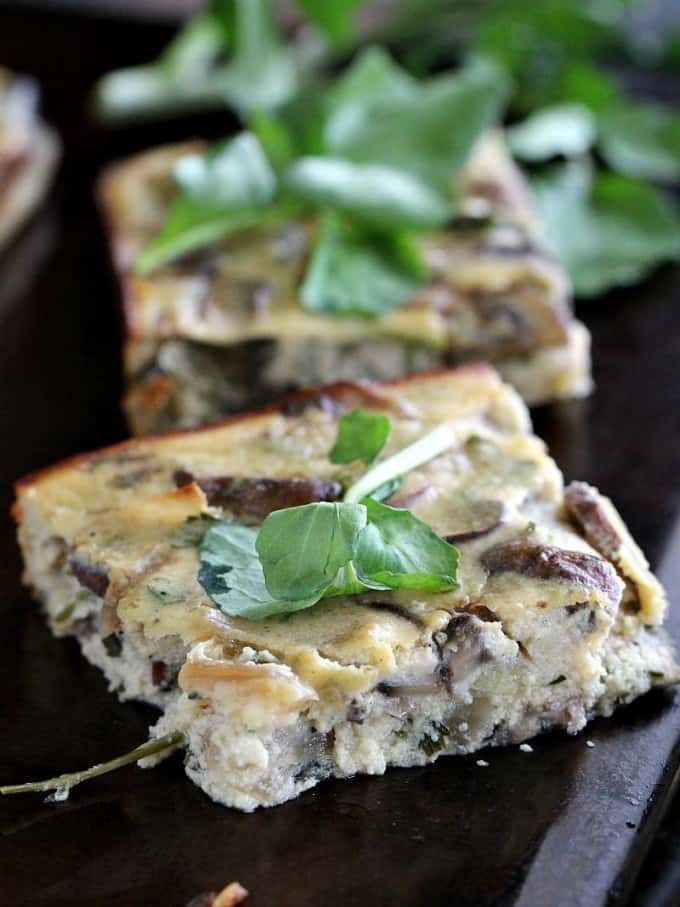 Mushroom Feta Crustless Quiche loaded with caramelized mushrooms and sweet onions, ricotta and feta cheese. Gluten free and loaded with veggies for a glorious breakfast.