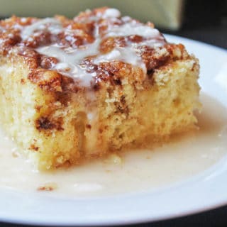 Ready in just 30 minutes, this cinnamon roll coffee cake has all the same flavors as cinnamon rolls but with 5% of the effort!