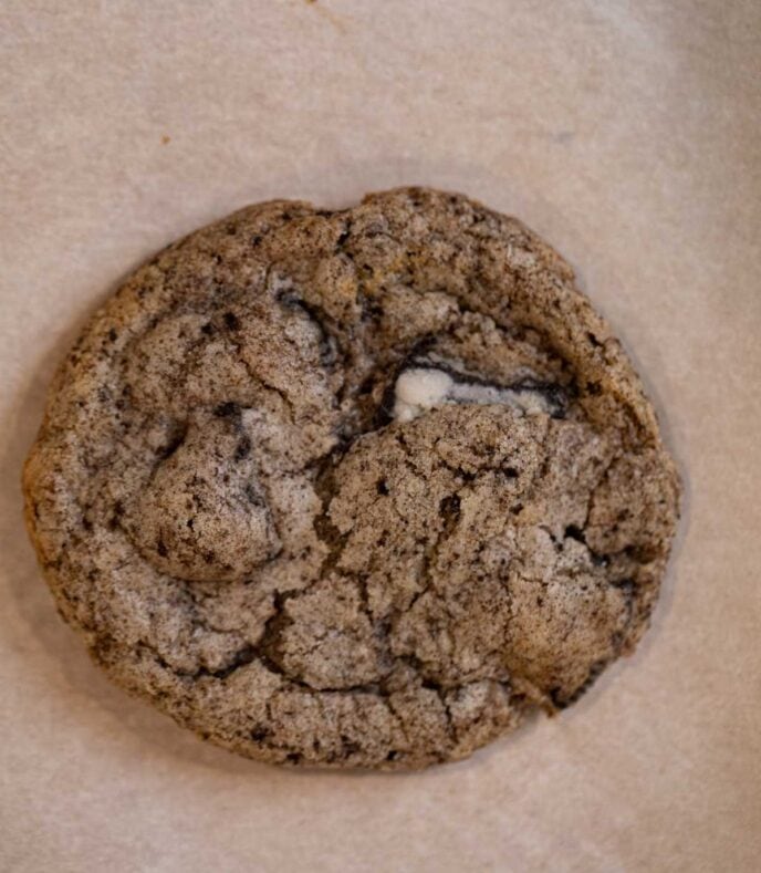 Oreo Chunk Cookies without rolling in chunks before baking