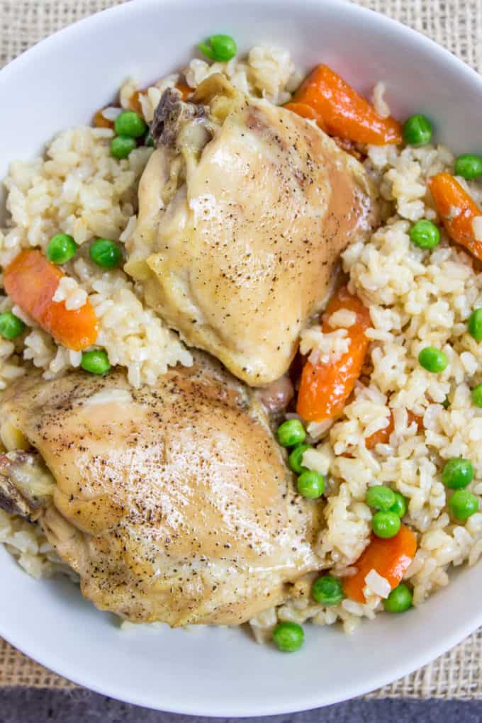 One-pot Rice Cooker Chicken Rice with Vegetables