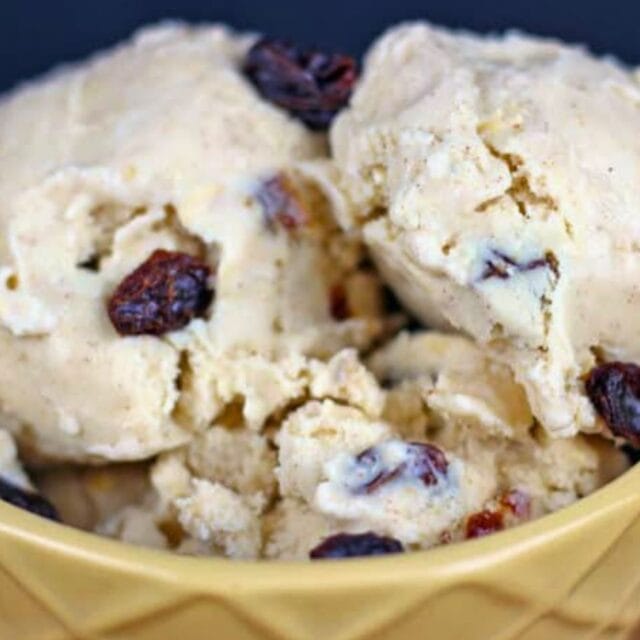 bowl of oatmeal ice cream