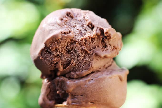 No cook, egg free Double Chocolate Brownie Batter Ice Cream! Ready to churn in just 2 minutes and taste's like you are licking the bowl of your favorite brownie batter but in ice cream form!