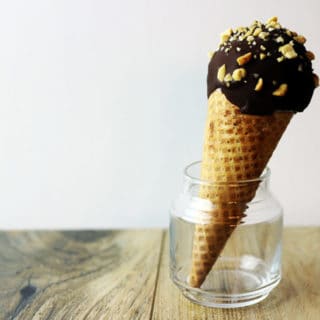 All the flavors of the original, with a third of the number of ingredients! Homemade delicious vanilla ice cream, dipped in homemade chocolate magic shell and topped with crushed peanuts.