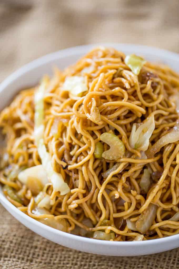 Bowl of noodles and vegetables