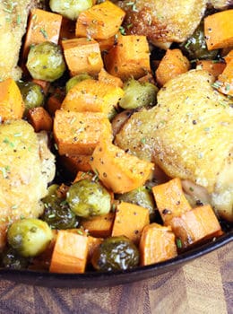Made in one skillet, this One Pot Roasted Rosemary Chicken with Fall Vegetables is full of flavor even though it only has seven ingredients, TOTAL. Yes, seven ingredients for the whole meal, and only one pan to get dirty. This is the perfect meal to make on a school night when you’re looking for something healthy, hearty and well balanced.