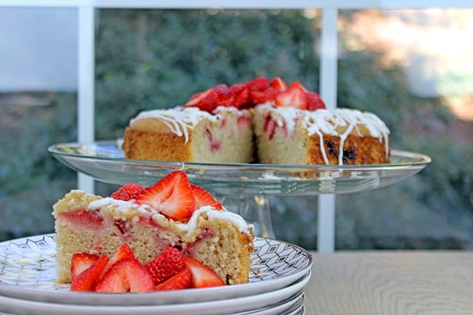 Strawberry Almond Milk Coffee Cake is a perfect option for anyone looking to avoid dairy (but was also enjoyed by a large group of people who didn't even realize it was dairy free!). Easy to make, tender crumb and delicious strawberries with crunchy almonds, this coffee cake is a perfect breakfast treat!