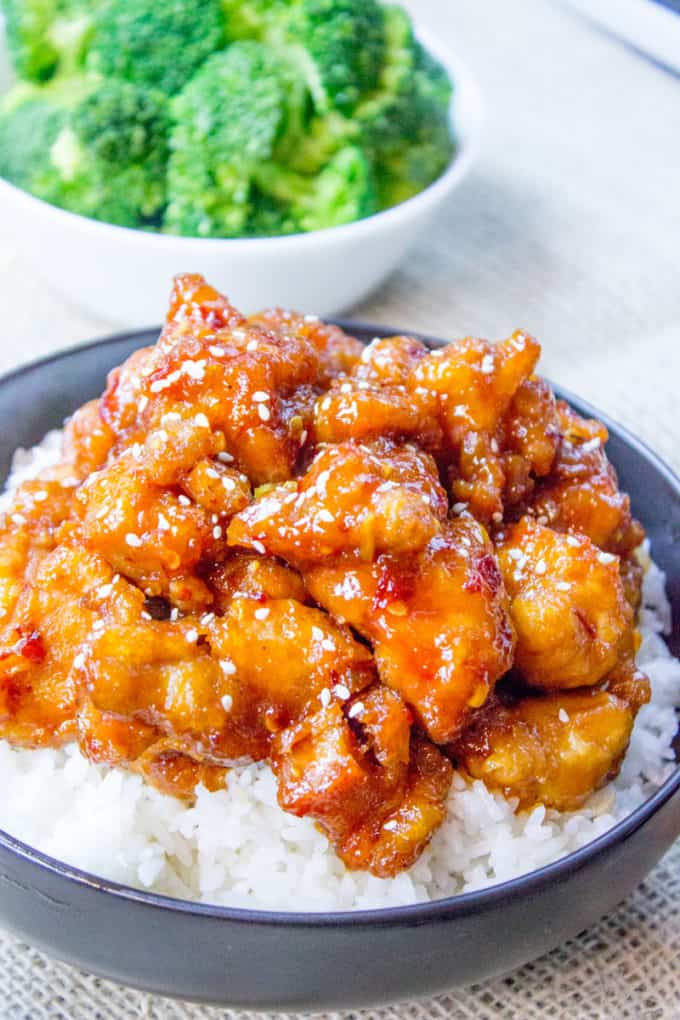 Easy General Tso's Chicken Recipe [+VIDEO] - Dinner Then Dessert