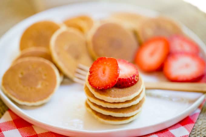 Mini Pancakes - (Silver Dollar Pancakes) - Julie's Eats & Treats ®