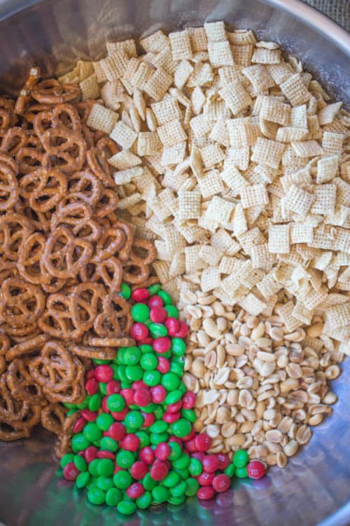 Christmas White Chocolate Trash Snack Mix Recipe [VIDEO] Dinner, then Dessert