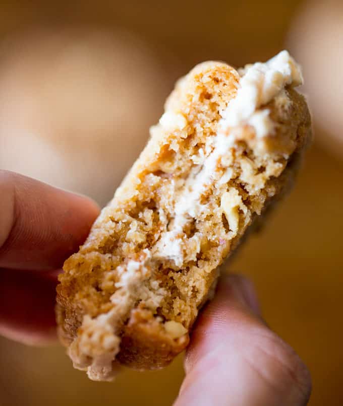 Peanut Butter Do-si-dos Cookie Sandwiches are a Girl Scouts favorite made with peanut butter and oatmeal are sandwiched together with a fluffy soft peanut butter buttercream filling.