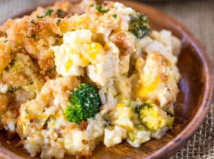 Cheesy Chicken Broccoli Rice Casserole with no canned products is the perfect one pan meal with a creamy sauce and crispy topping your whole family will enjoy.