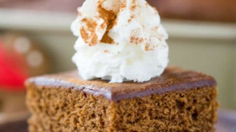 https://dinnerthendessert.com/wp-content/uploads/2016/12/Classic-Gingerbread-Cake-S-480x270.jpg