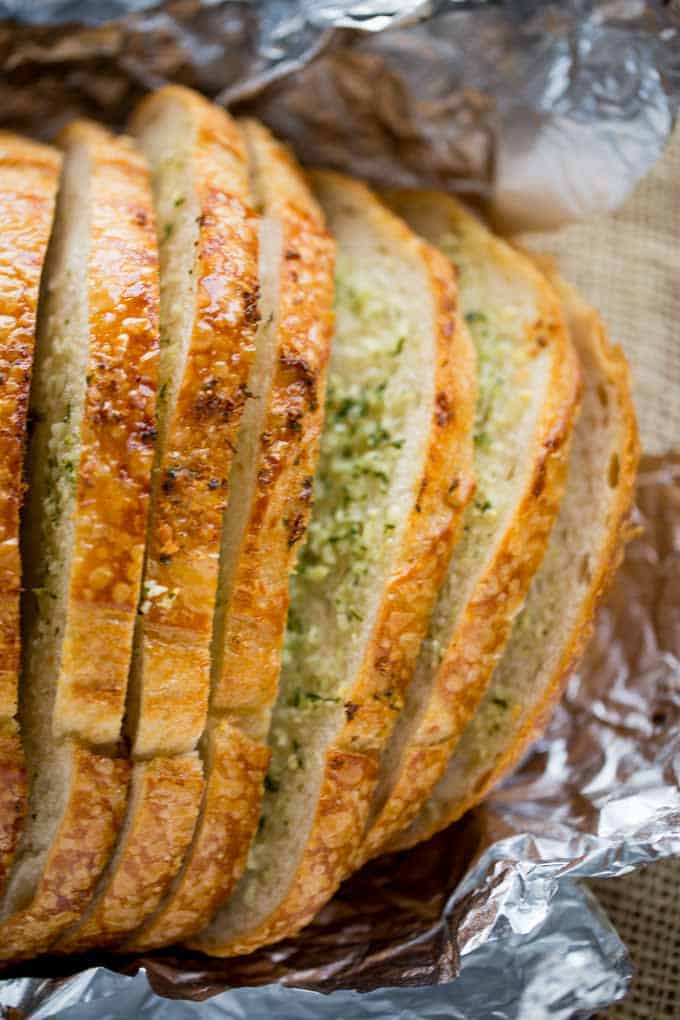 How to make garlic bread from a pre-sliced loaf of bread in just minutes.