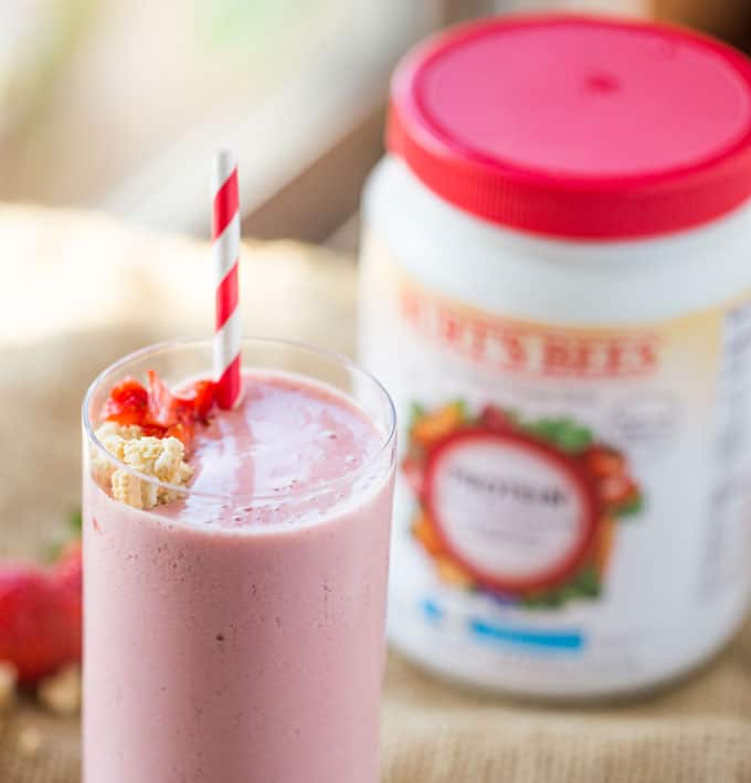 Strawberry Shortcake Smoothie made with Burt’s Bees Vanilla Protein Shake powder makes the most amazing cake-y healthy smoothie you'll want to help shake up healthier eating. 