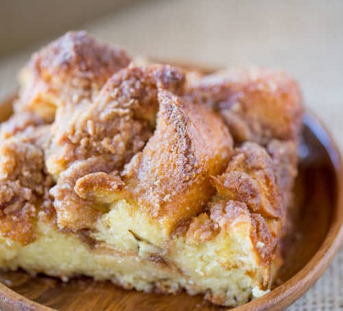 Easy French Toast Bake with no overnight chilling and all your favorite French Toast flavors you can serve to your family or a large crowd. Perfect with warm maple syrup.