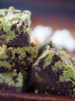 Mint Chocolate Chip Brookies are a delicious combination of mint chocolate chip cookies and rich dark chocolate brownies that tastes like your favorite thin mint cookies.