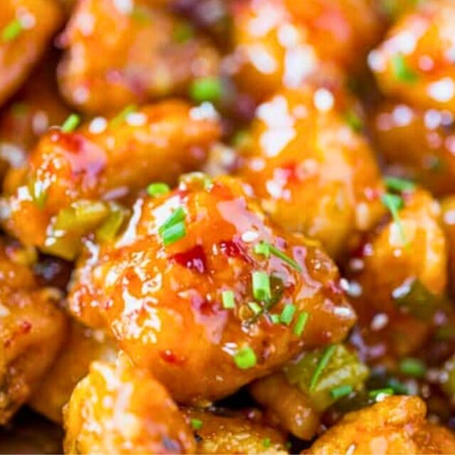 Fried sticky chicken pieces