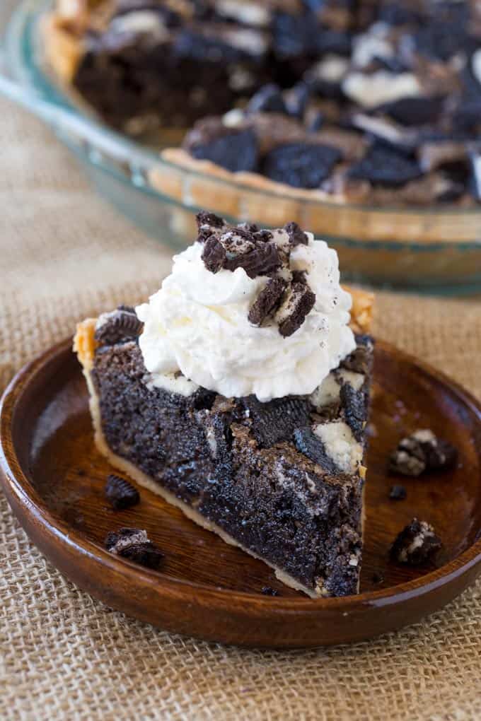 Ultimate Oreo Pie (Both No-Bake & Baked Recipes!) [VIDEO] - Dinner ...