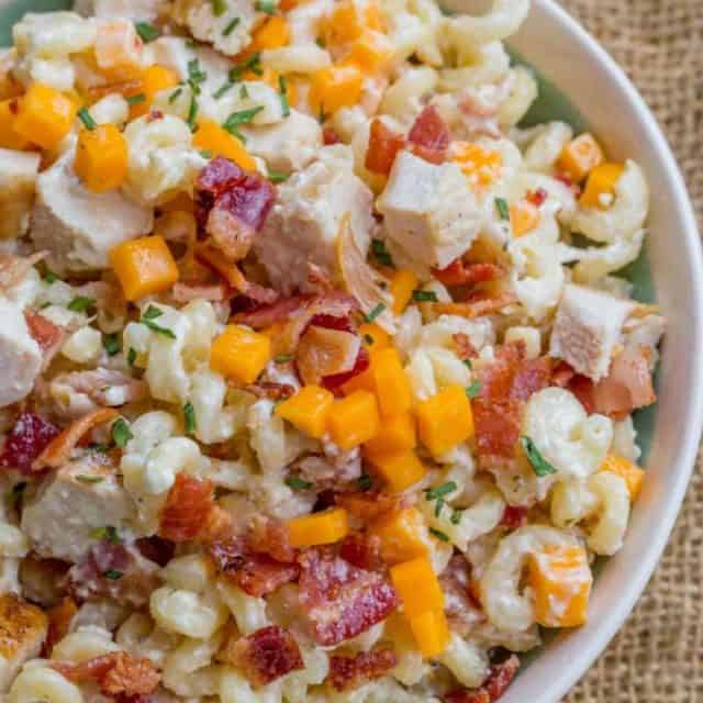 Chicken Bacon Ranch Pasta Salad with just a handful of ingredients will be the most popular side dish at your summer bbq events and picnics!