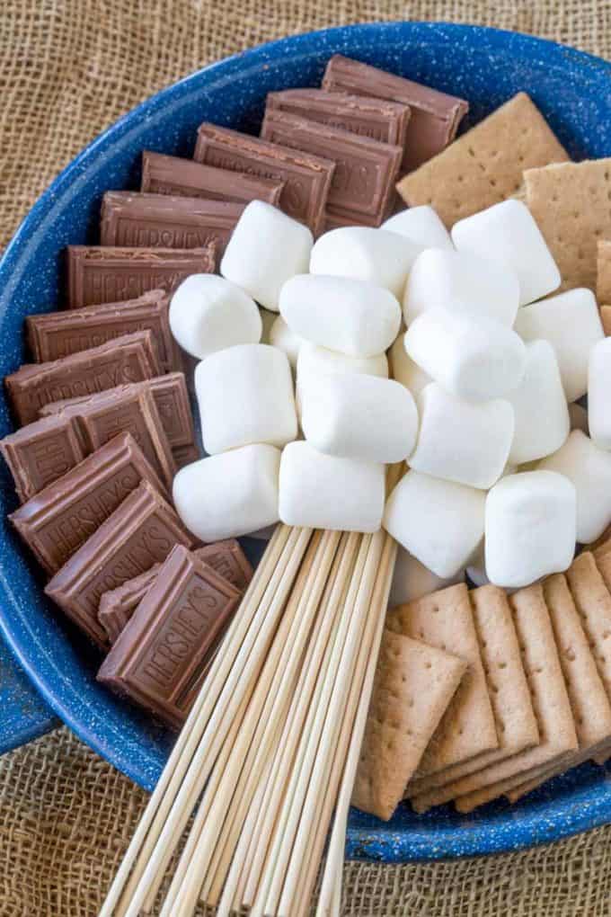 How To Make Smores 4 Ways Dinner Then Dessert 0579