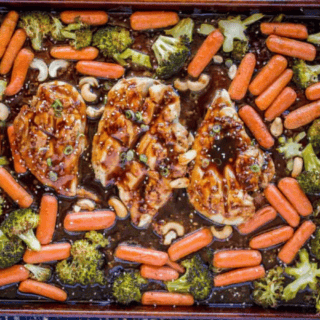 Sheet pan with chicken carrots and broccoli