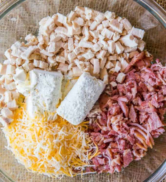 Cheddar Bacon Ranch Pinwheels made in just 15 minutes with chicken, ranch seasoning, cream cheese and tortillas make the perfect lunch bites or afterschool snack.