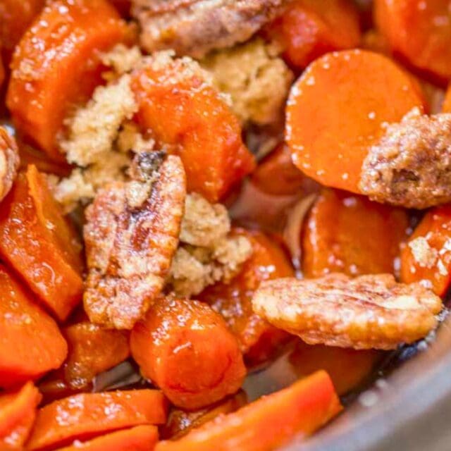Candied carrots with pecans