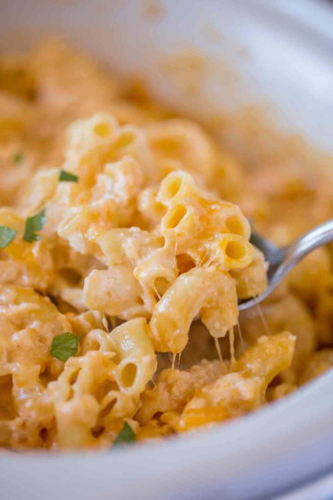 The easiest creamiest and cheesiest Slow Cooker Macaroni and Cheese!