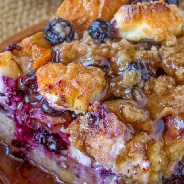blueberry bake slice on a plate