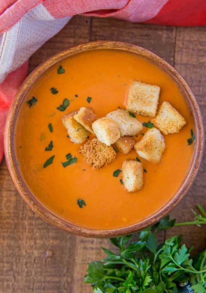 creamy tomato soup with croutons