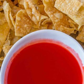 Dipping Sauce with wontons 1x1