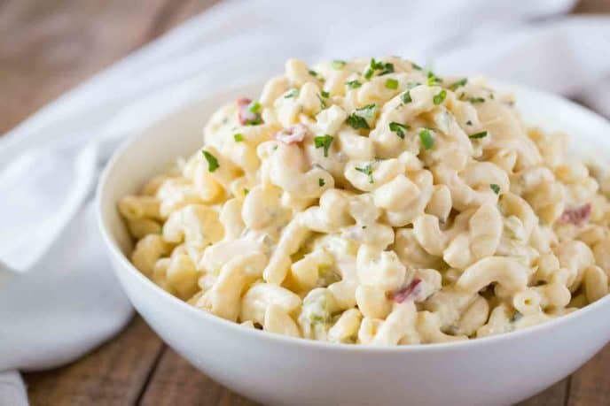 Creamy Pasta Salad with Salad Toppins