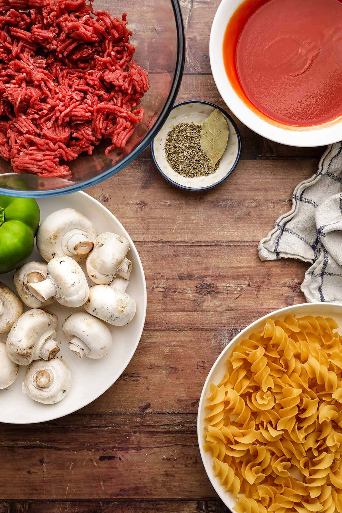 Swiss Steak Noodles ingredients