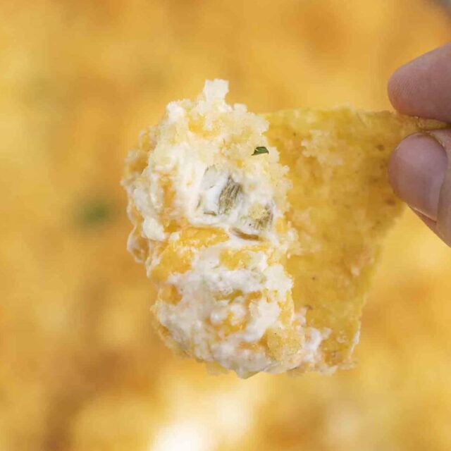 Jalapeno Popper Dip on Chip