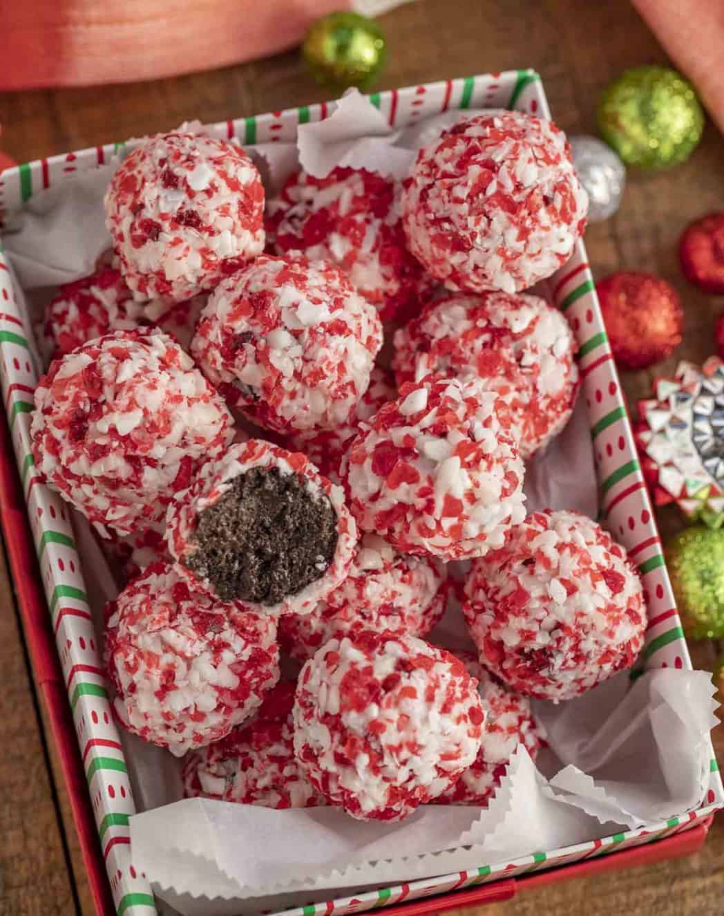 Peppermint Oreo Truffles