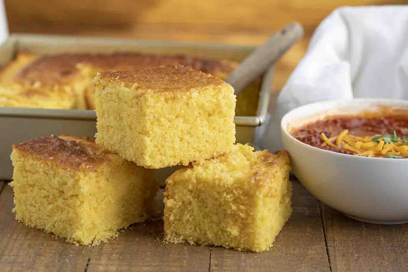 Giant Cornbread for a Crowd
