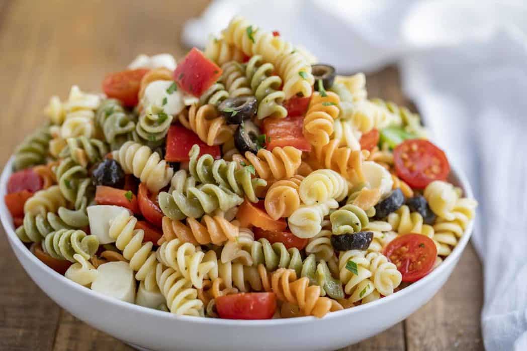 Easy Pasta Salad Recipe [VIDEO] - Dinner, then Dessert