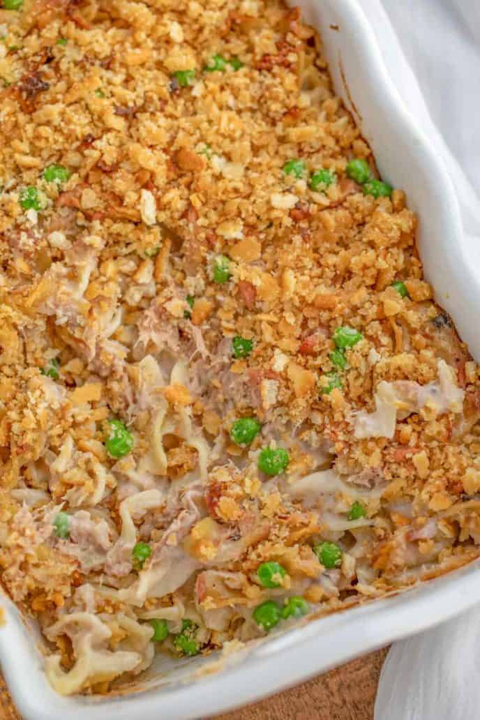 Tuna Casserole with Egg Noodles and Peas