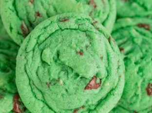 Mint Chocolate Chip Cookies