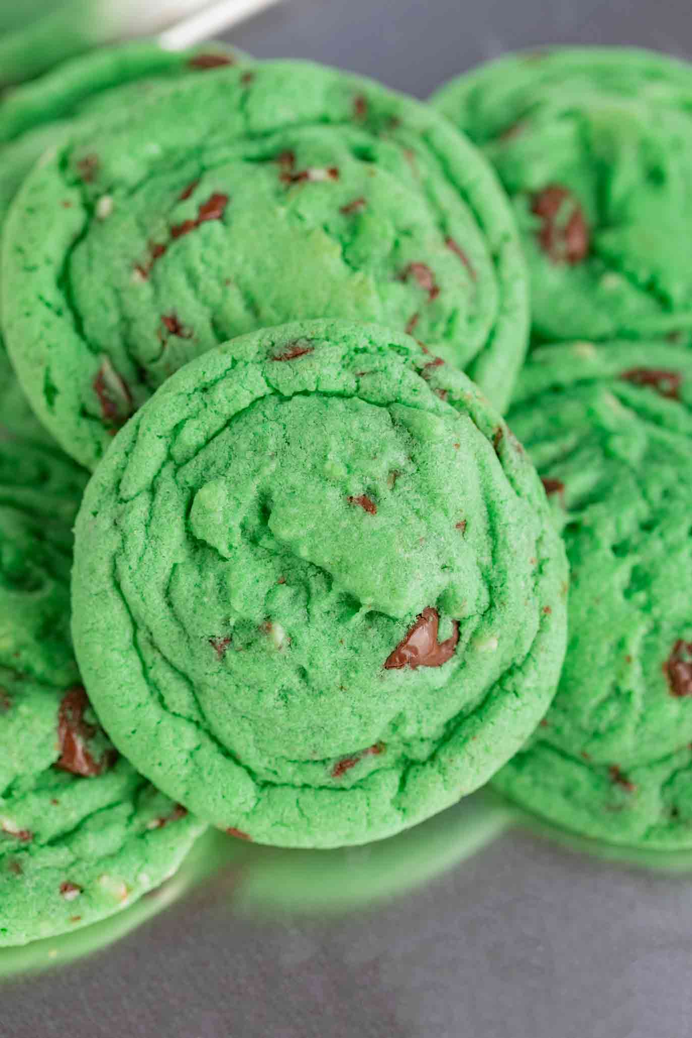 st paddys day green chocolate chip cookies