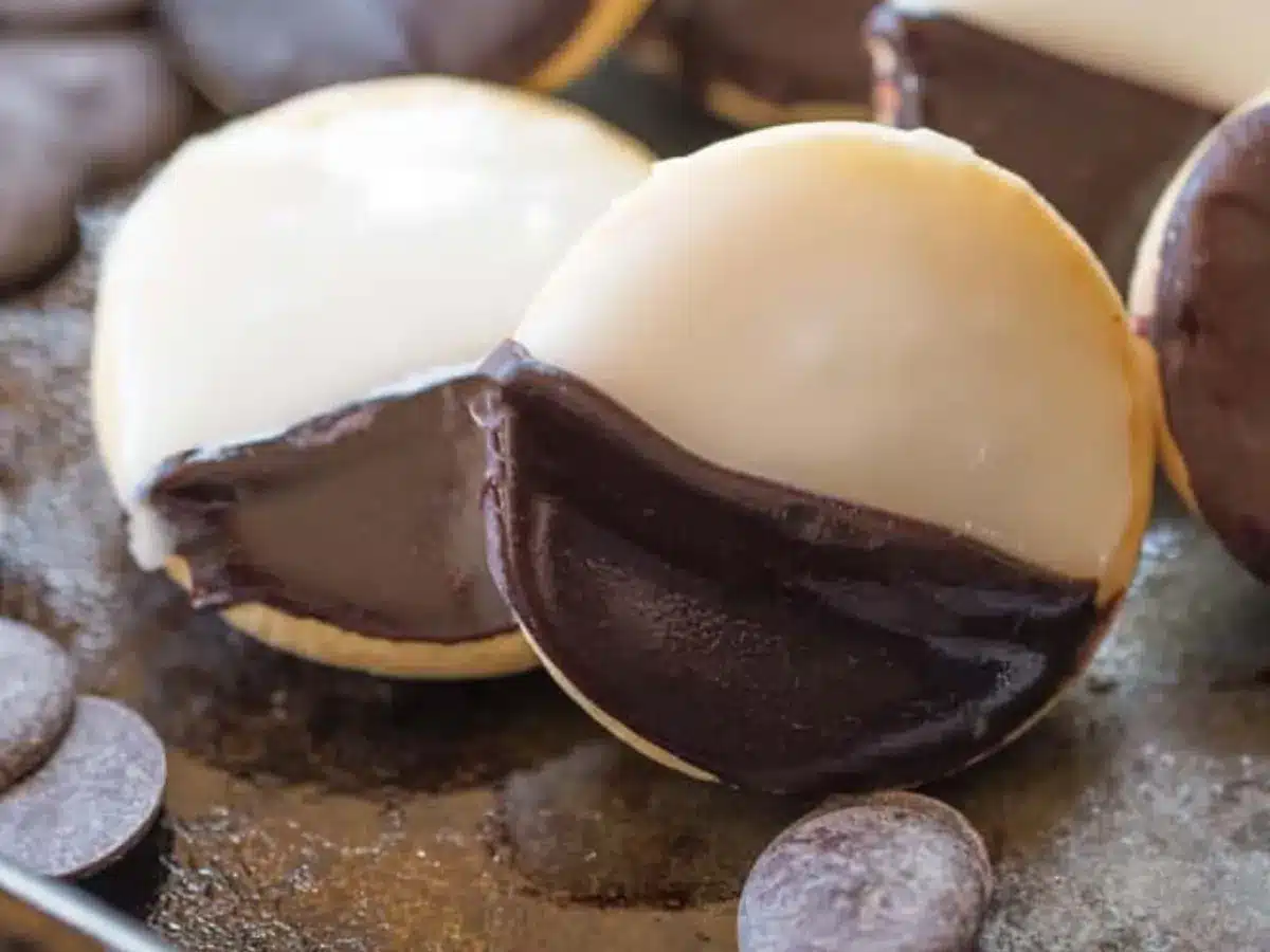 Two cookie with black and white chocolate