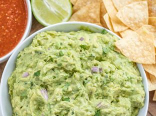 Chipotle Guacamole (Copycat)