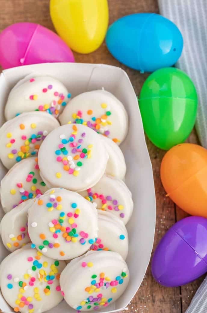 Easter Dipped Chocolate Lemon Oreos