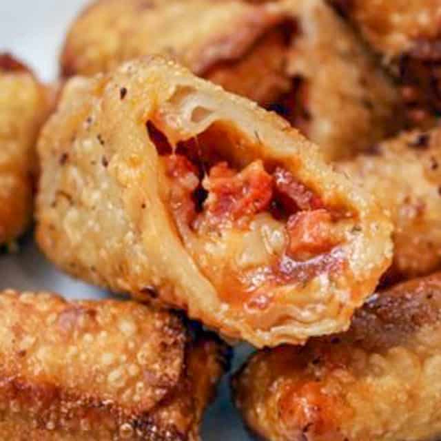 Pizza Egg Rolls with Pepperoni