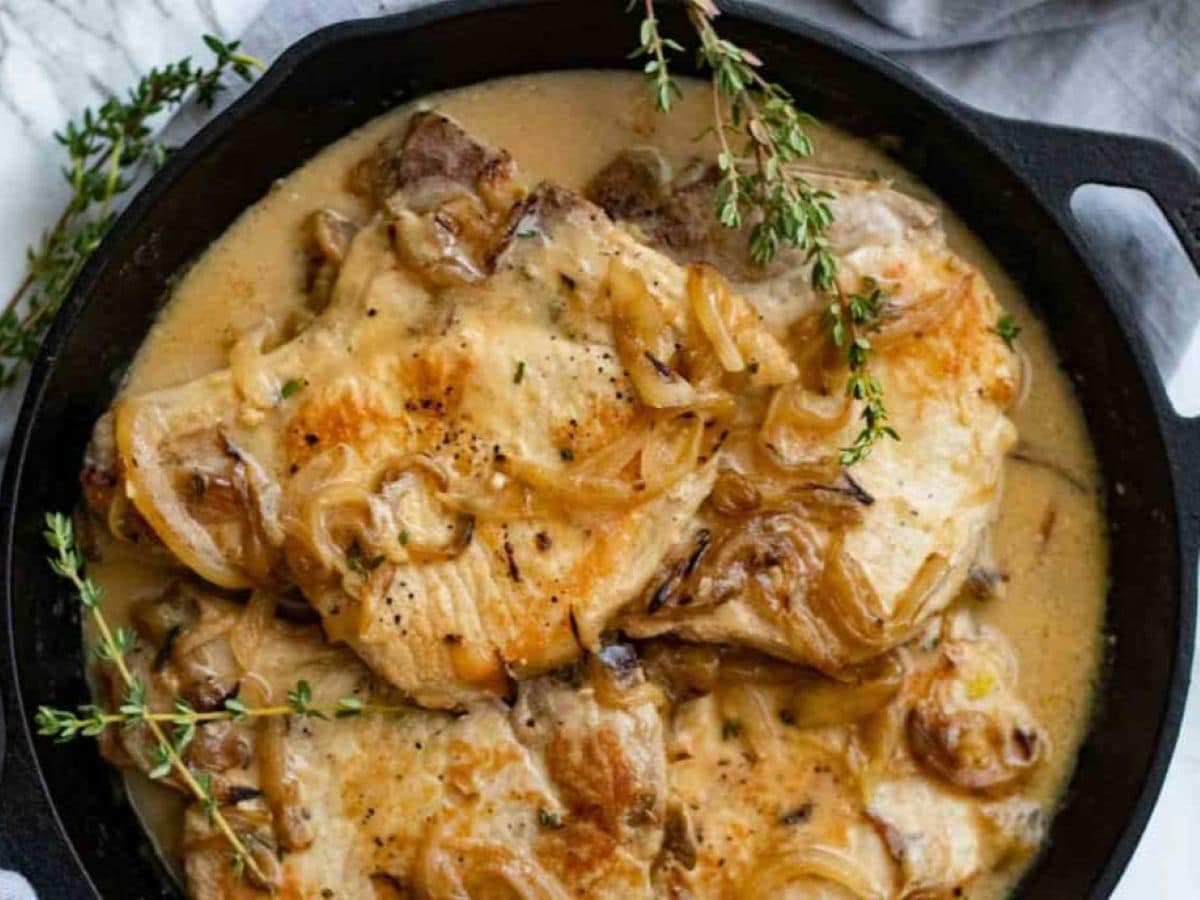 Chops smothered with onions 
