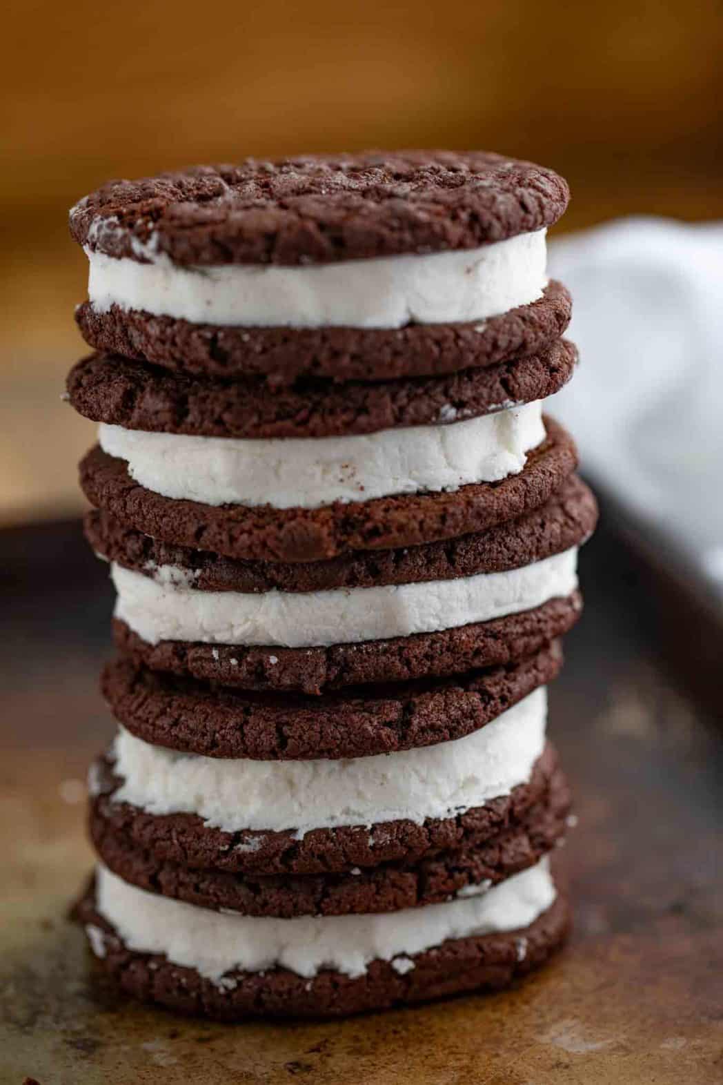 Chocolate Sandwich Cookies (Marshmallow Creme) [+VIDEO]