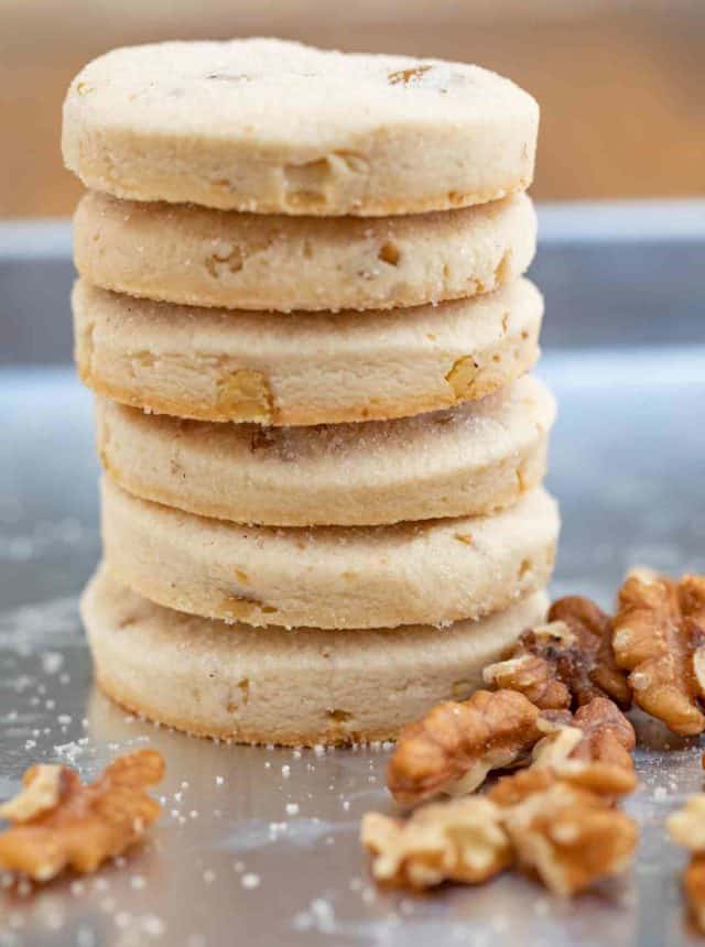 Walnut Shortbread Cookies