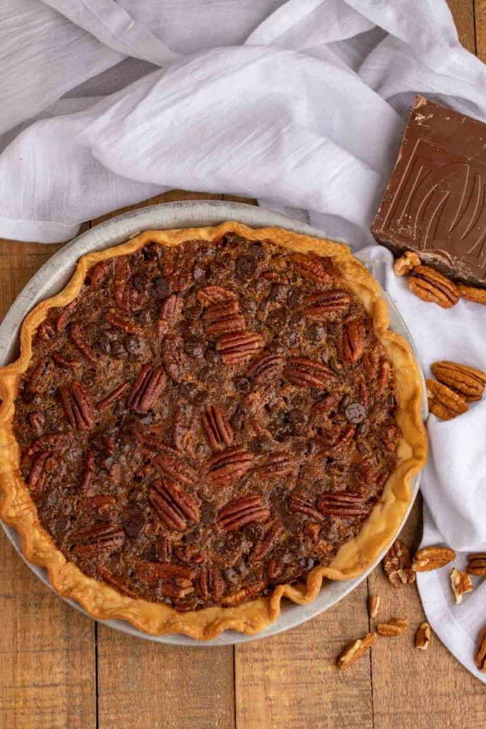 Rich And Easy Chocolate Pecan Pie Perfect Holiday Pie Recipe