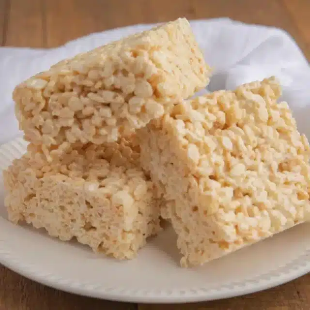 plate of krispie squares