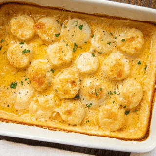 scallops in a baking dish